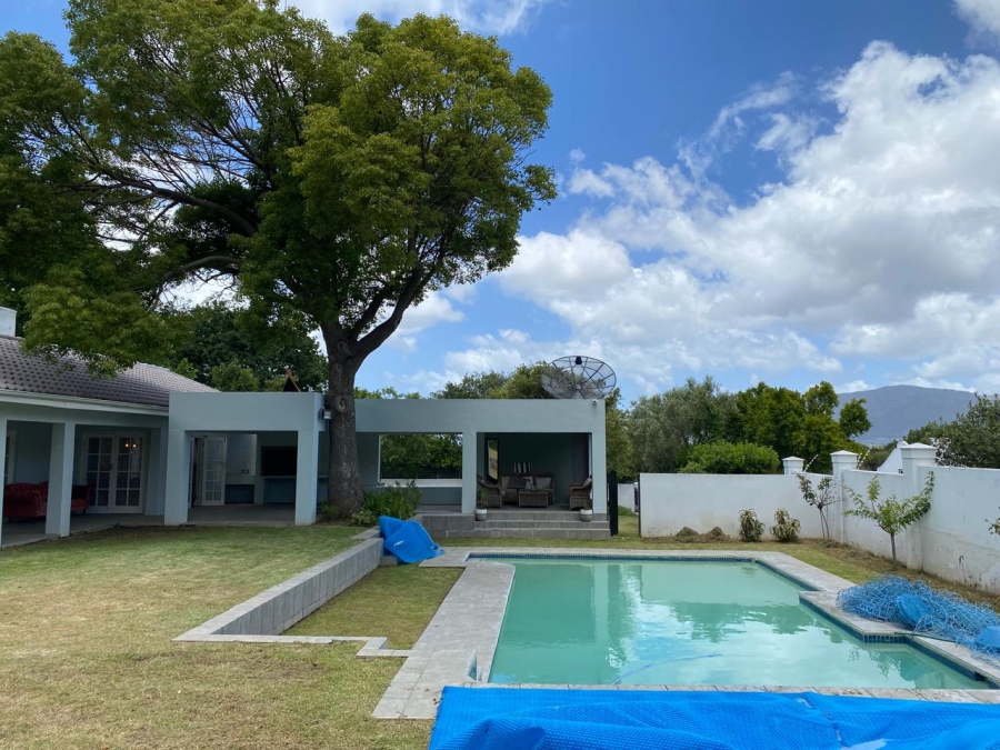 5 Bedroom Property for Sale in Constantia Western Cape